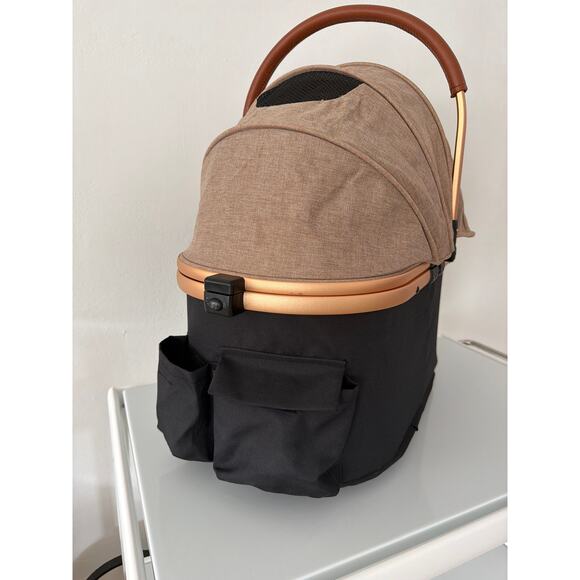 Carriage Basket sturdy 800D Oxford fabric pet carrier - Picture 8 of 14